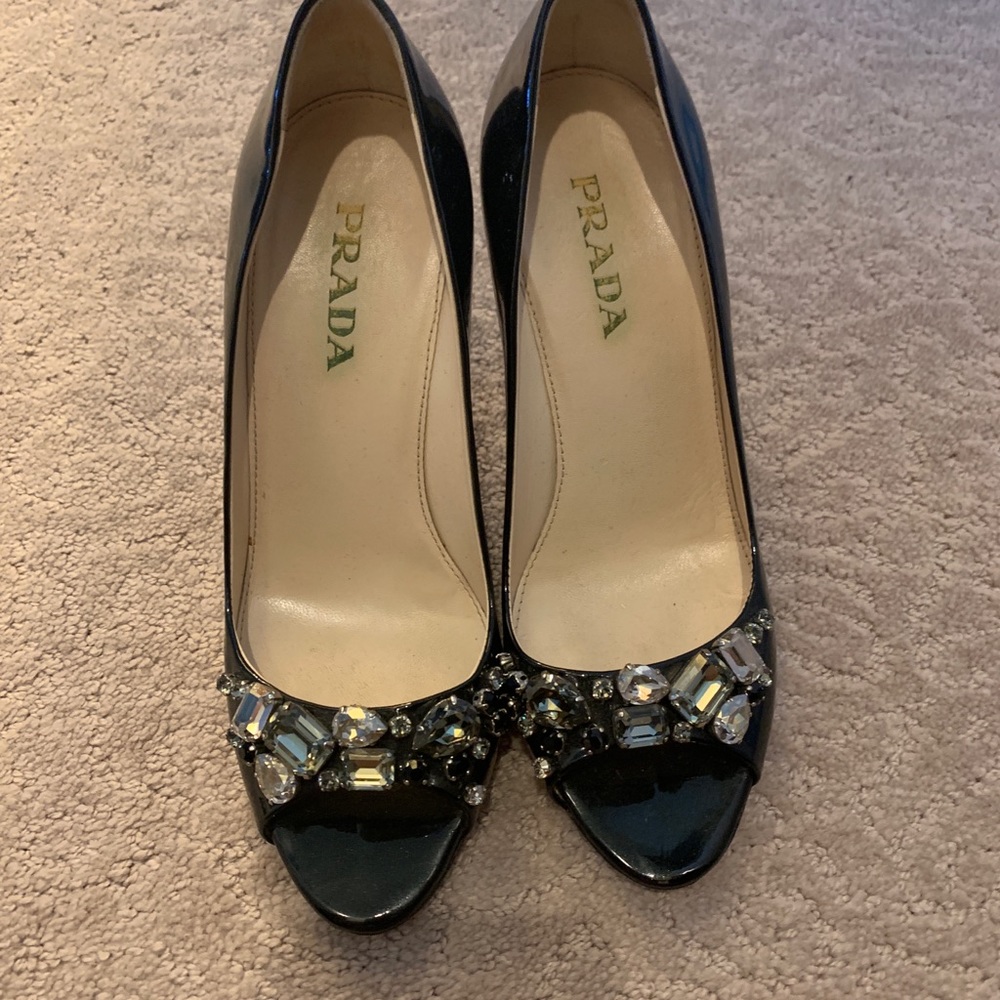 Prada sexy pump